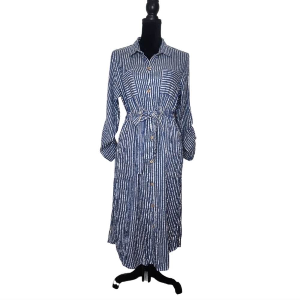 5/$15 Kings Road Blue Gold Sparkle White Striped Button-Up Dress